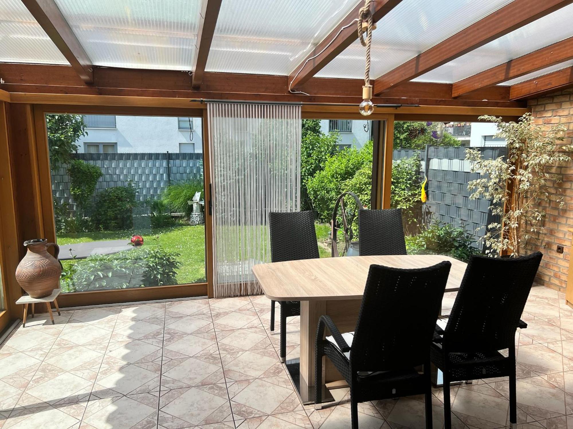 הירט Ferienhaus Mit Garten מראה חיצוני תמונה