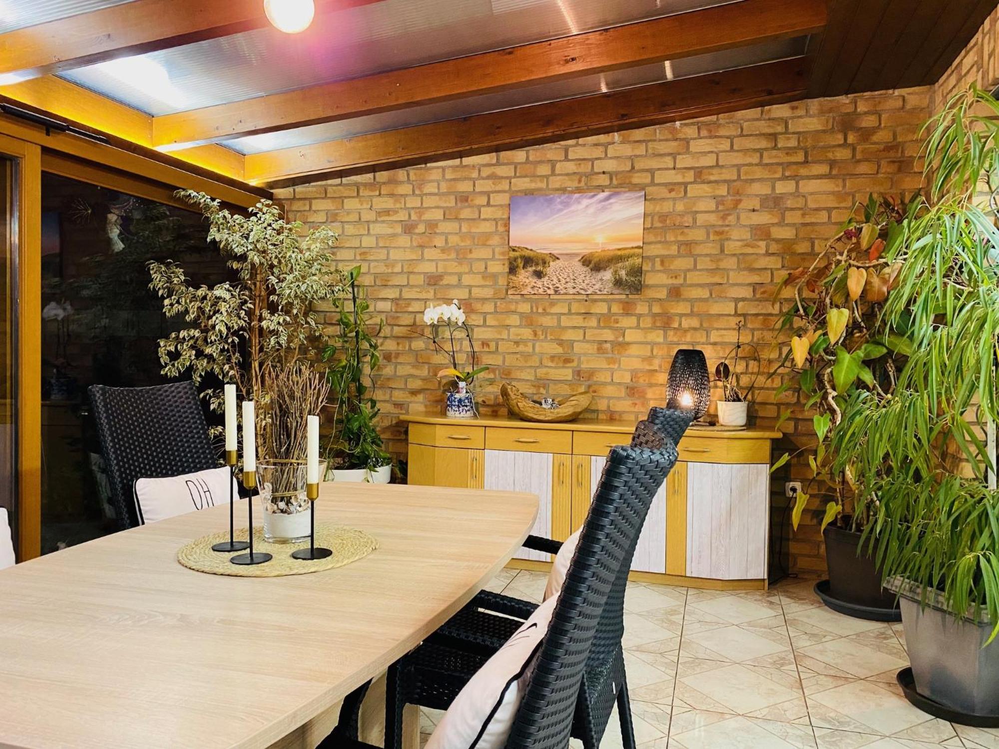 הירט Ferienhaus Mit Garten מראה חיצוני תמונה
