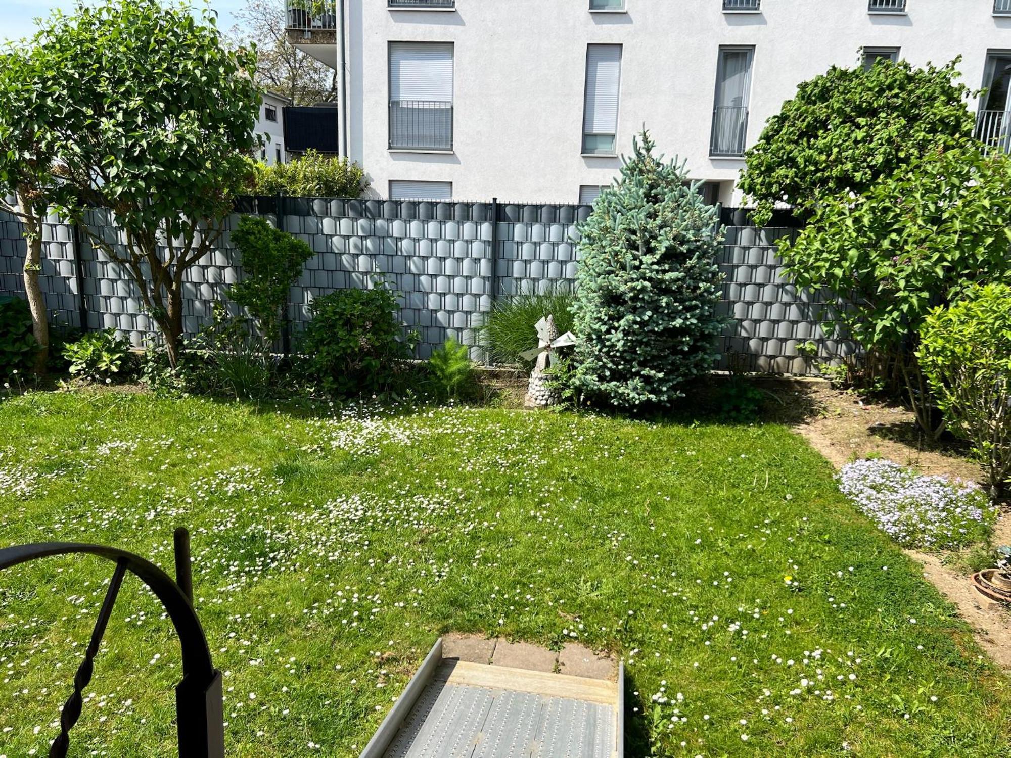 הירט Ferienhaus Mit Garten מראה חיצוני תמונה